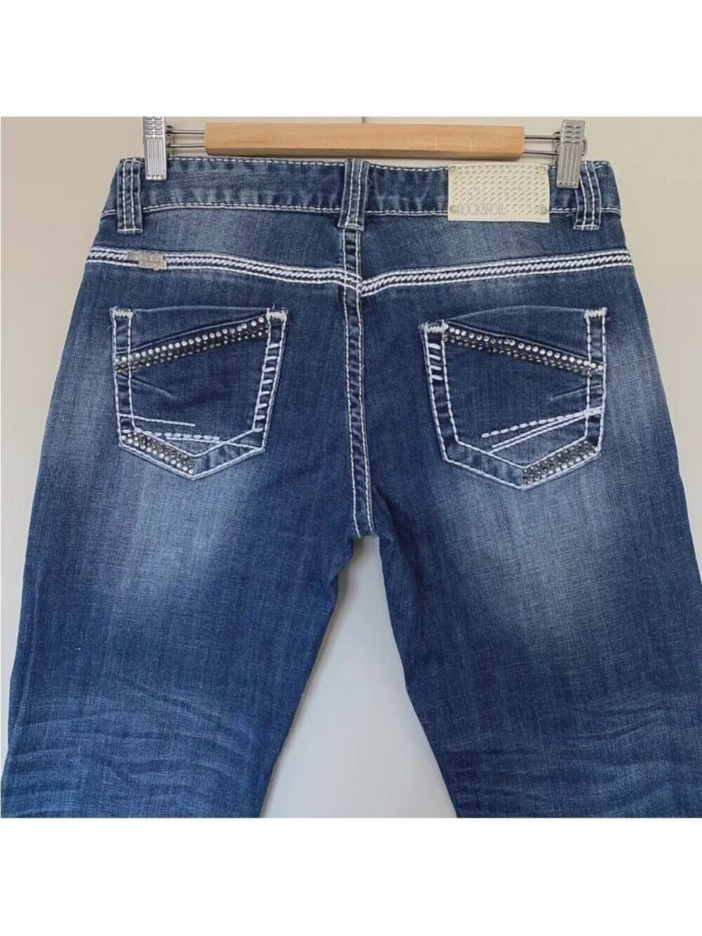 Rock & Roll Cowgirl Low Rise Bootcut Jeans 28X34 Bling